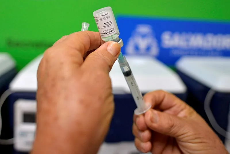 Dia D de vacinação contra gripe acontece neste sábado, 10.