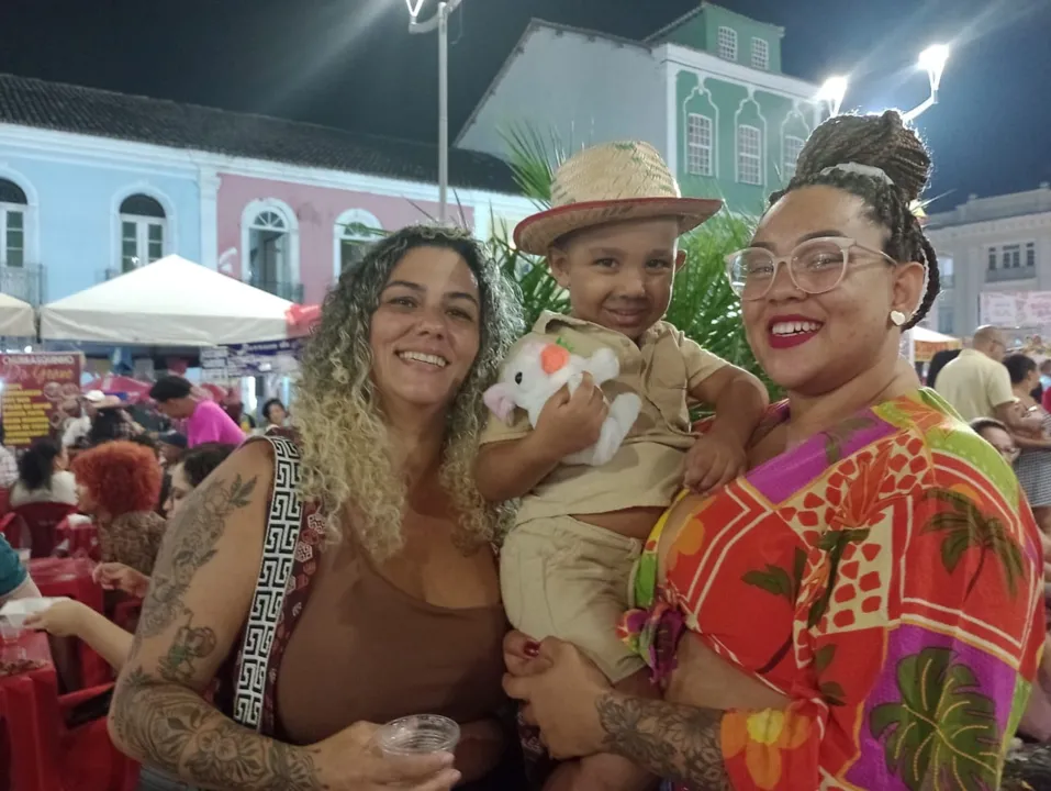 Dupla rasgou elogios ao São João no Pelourinho