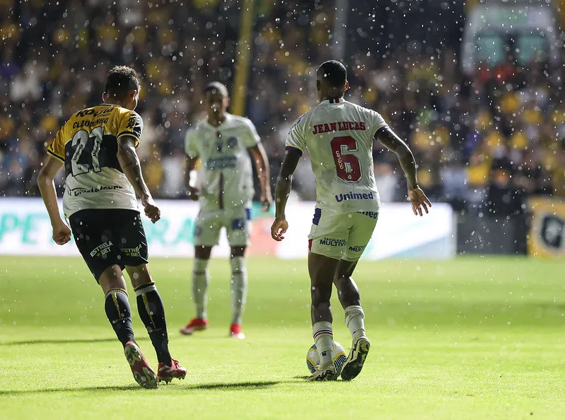 Jean Lucas marcou um dos gols do triunfo do Bahia sobre o Criciúma