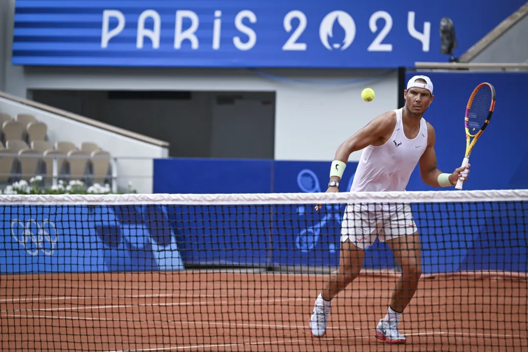 Rafael Nadal durante treino em Paris