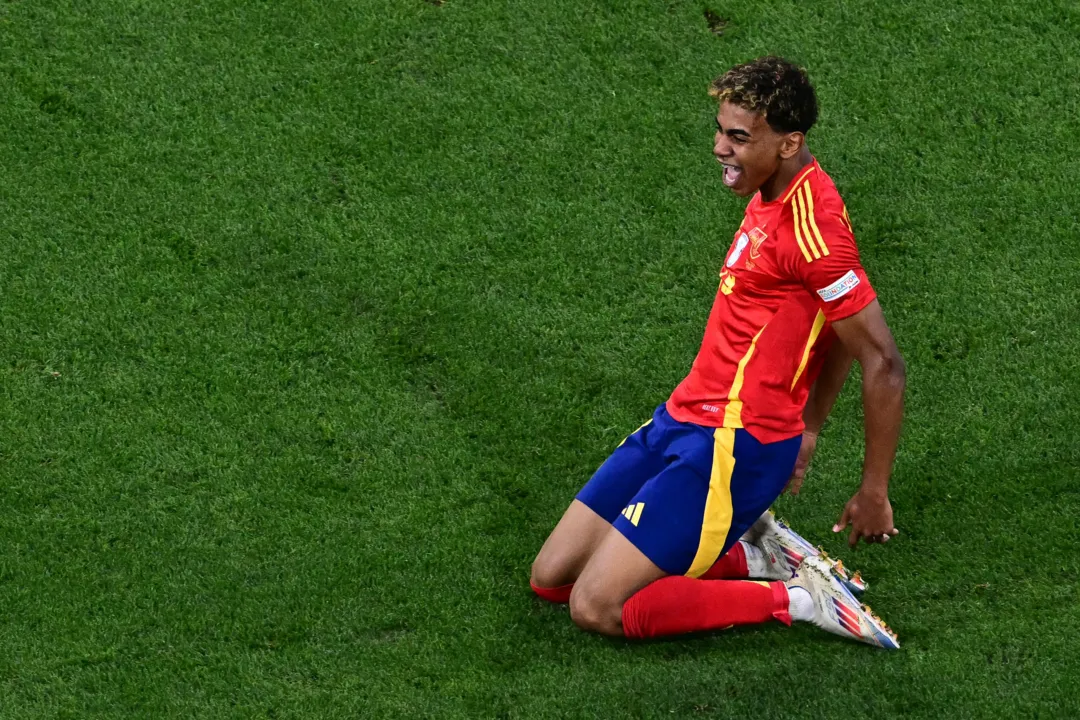 Yamal comemora gol na final da Euro 2024