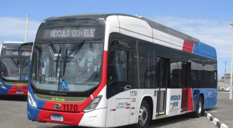 Imagem ilustrativa da imagem Lauro de Freitas receberá mais 30 ônibus elétricos; confira