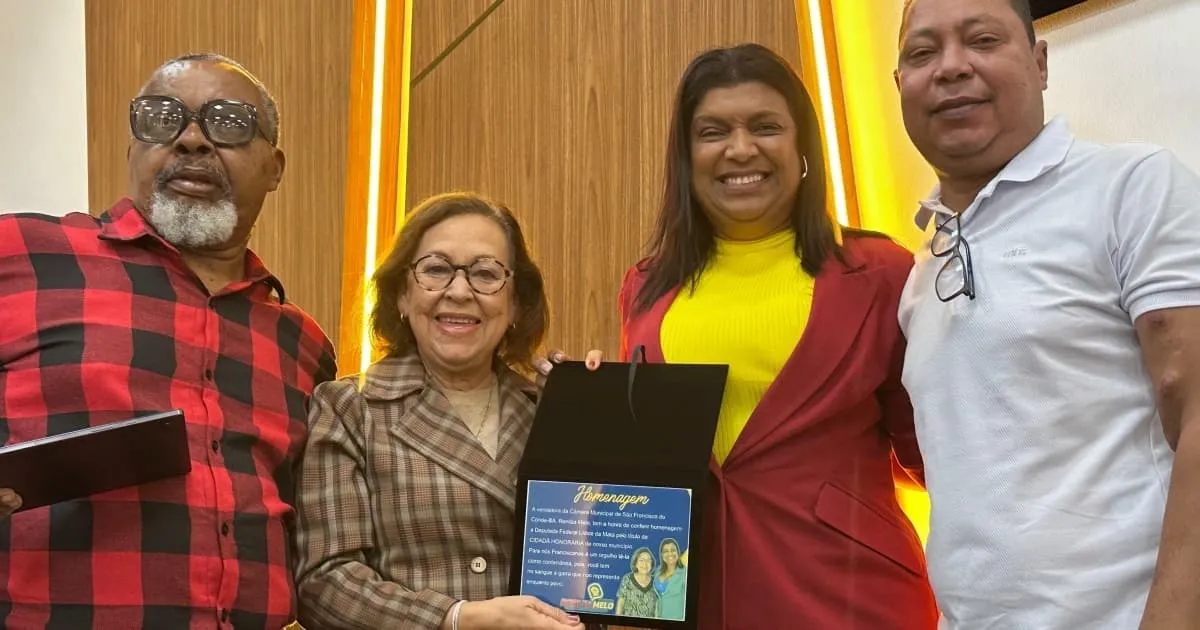 Presidente do PSB local, Adnailton Didi e a própria Renilza a quem classificou como uma mulher de muita luta