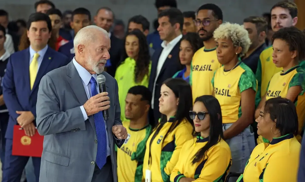 Presidente Lula assinou o decreto do Bolsa Atleta