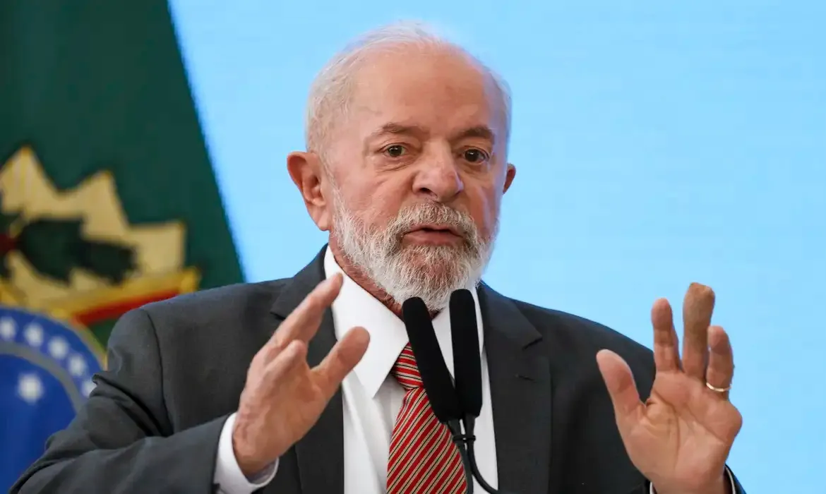 Após a conferência em Genebra, Lula viaja para a Itália onde participa da Cúpula do G7