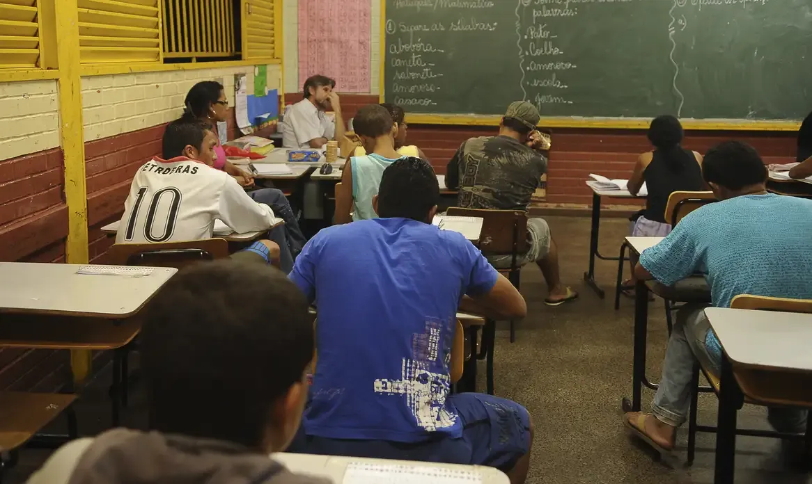 A ideia é fomentar a elaboração de propostas pedagógicas que colaborem para a permanência dos estudantes na escola