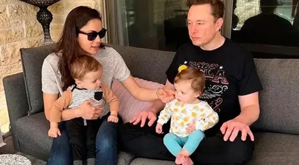 Shivon, Musk e os filhos gêmeos Sidrael e Azure