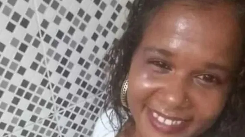 Suelen Ferreira teria sido levada por homens encapuzados no bairro de Paripe