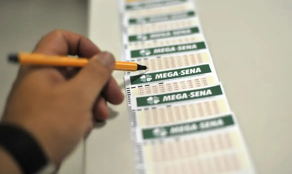 Dezenas sorteadas na noite de sábado foram 4, 12, 32, 45, 49 e 58