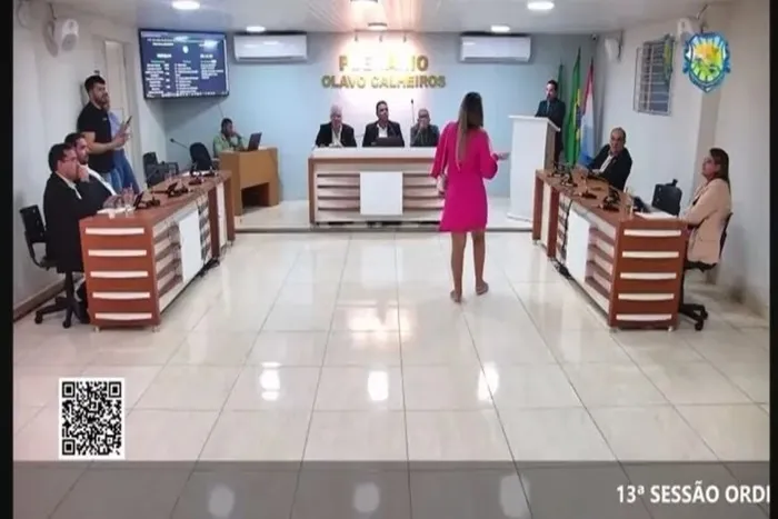 Vereador pediu que a polícia retirasse a mulher do plenário