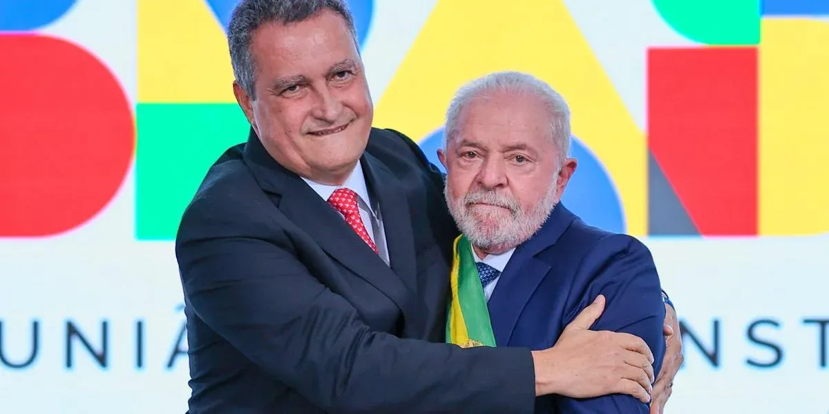 Imagem ilustrativa da imagem No dia do amigo, Rui Costa homenageia Lula: "melhor amigo do Brasil"