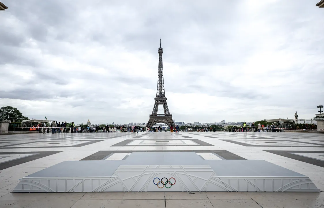 Torre Eiffel em Paris