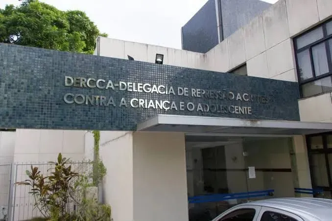 elegacia Especializada de Repressão a Crimes contra a Criança e o Adolescente (Derca) onde o homem foi preso