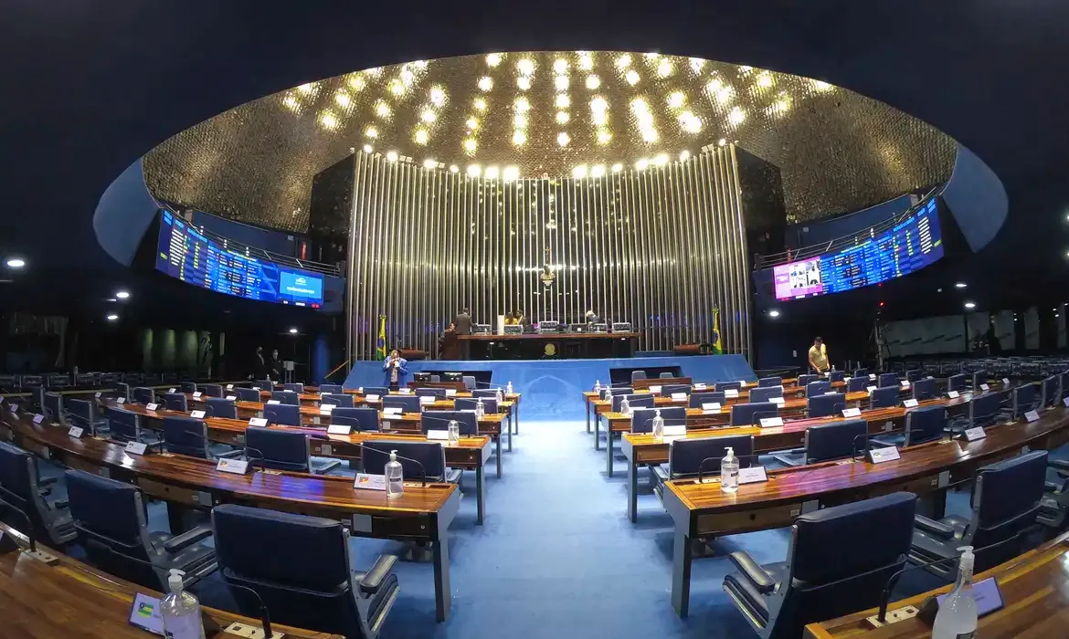 PEC nº 03/2022 está tramitando no Senado, com relatoria de Flávio Bolsonaro