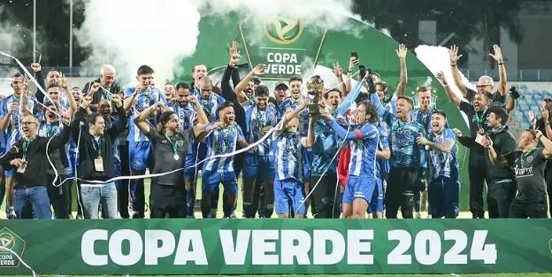 Paysandu goleia e se sagra tetracampeão da Copa Verde