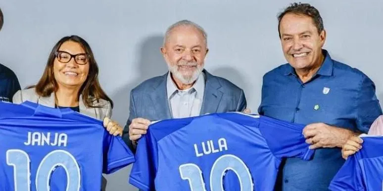 Pedro Lourenço presenteou presidente Lula