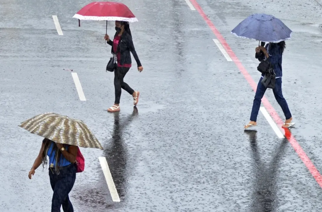 As chances de um possível temporal no sábado e domingo serão de grande probabilidade