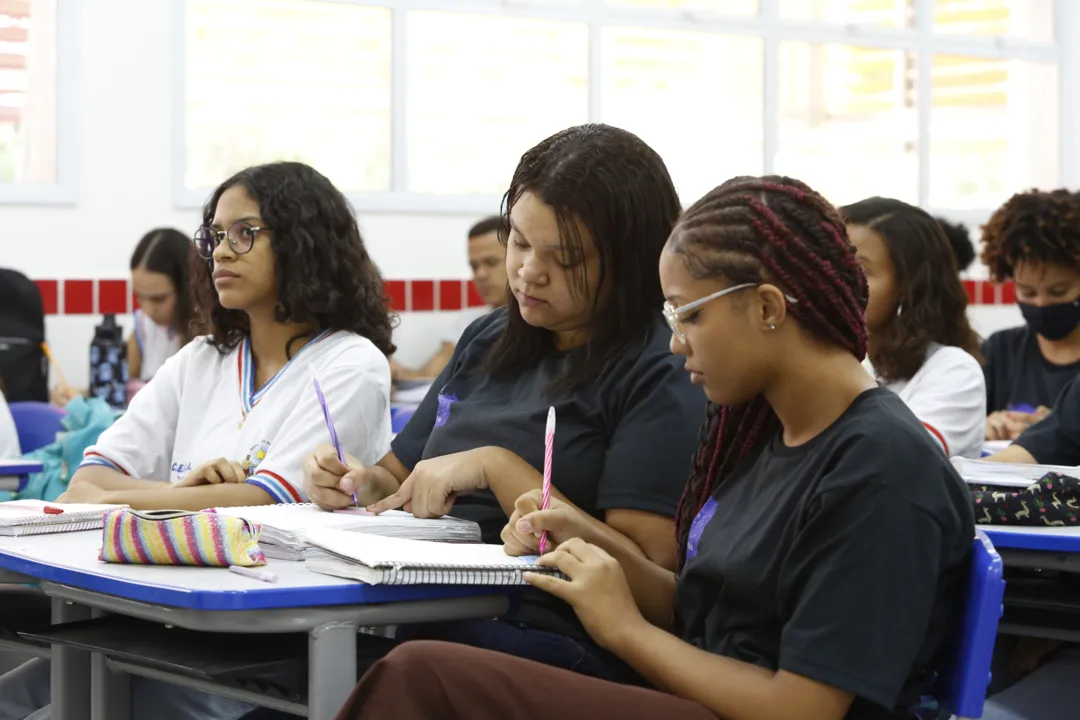 Imagem ilustrativa da imagem Rede pública conta com 99% dos alunos inscritos no Enem