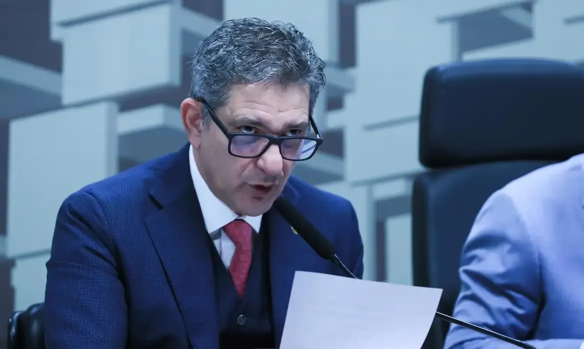 Relatório do senador Rogério Carvalho deve ser votado na próxima terça-feira (21)