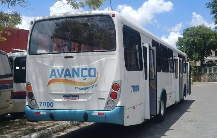 Imagem ilustrativa da imagem Rodoviários da RMS farão greve de ônibus em 6 cidades; saiba quais