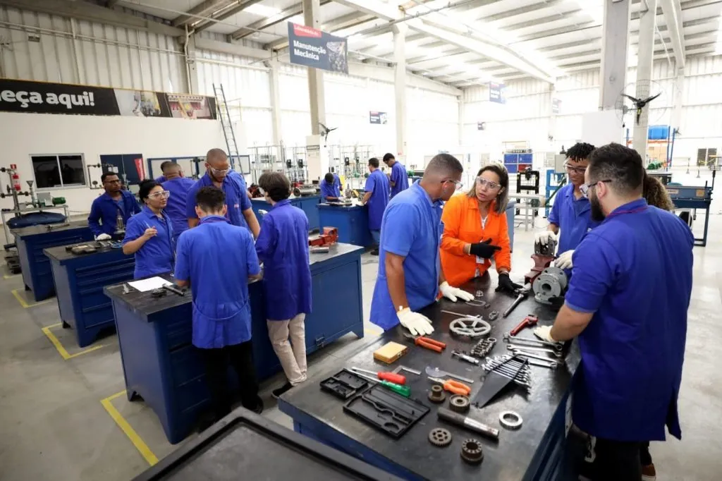 Laboratório de Manutenção Mecânica do SENAI Camaçari