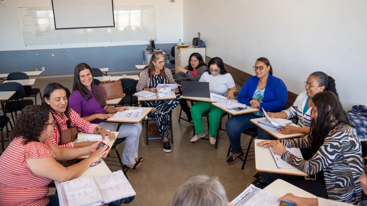 Encontros reúnem professores, coordenadores pedagógicos e diretores escolares