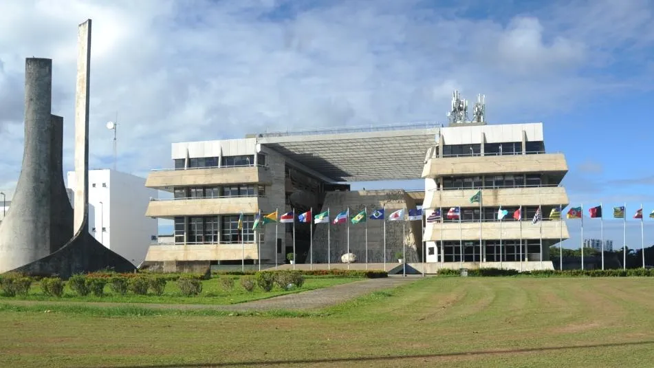 Casa também progamou honraria e sessão especial