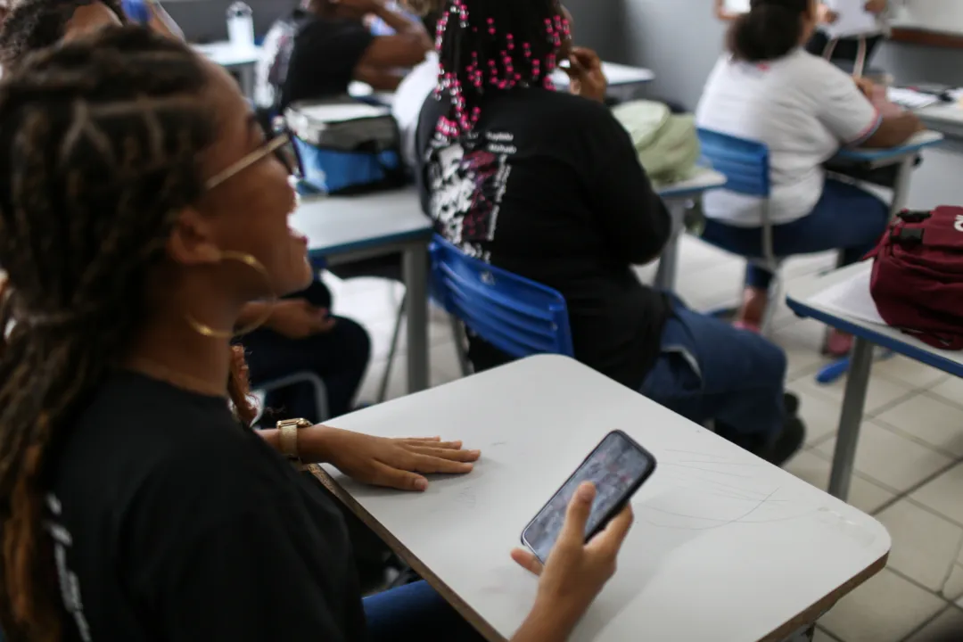 Renovação deve ser realizada presencialmente, na escola onde o estudante está matriculado