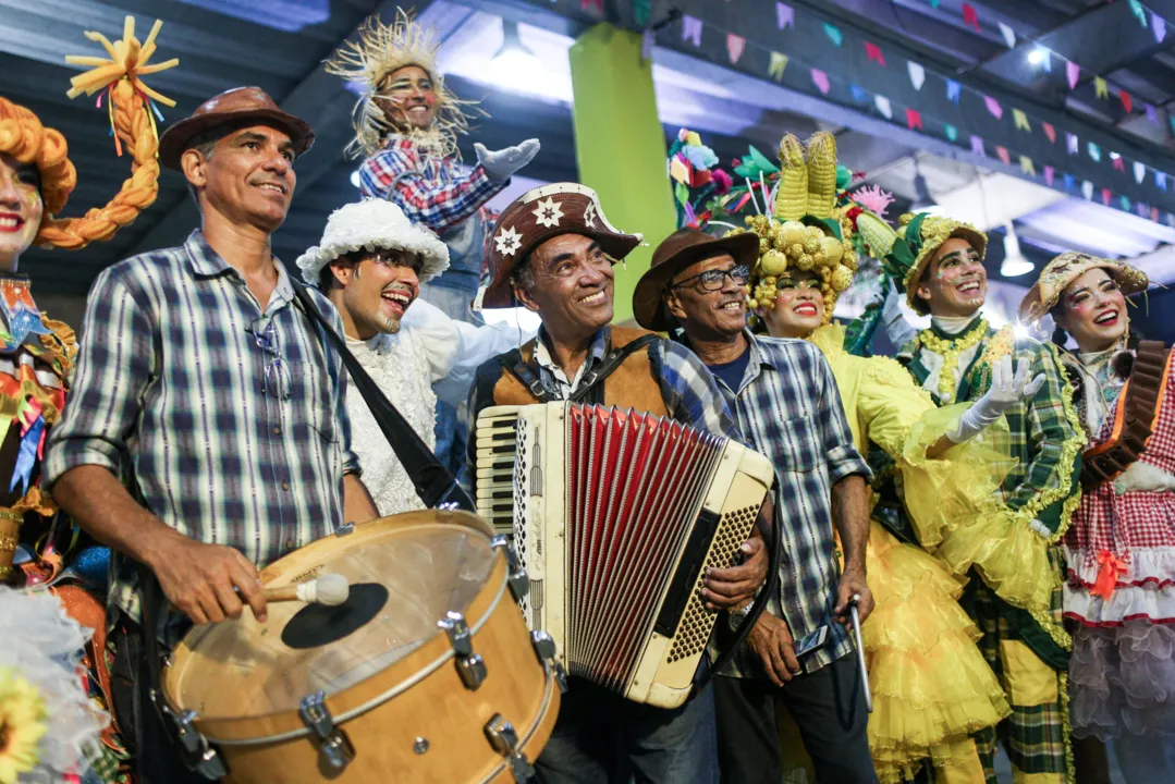 Imagem ilustrativa da imagem Tema e homenageado do São João Bahia 2024 são divulgados; confira