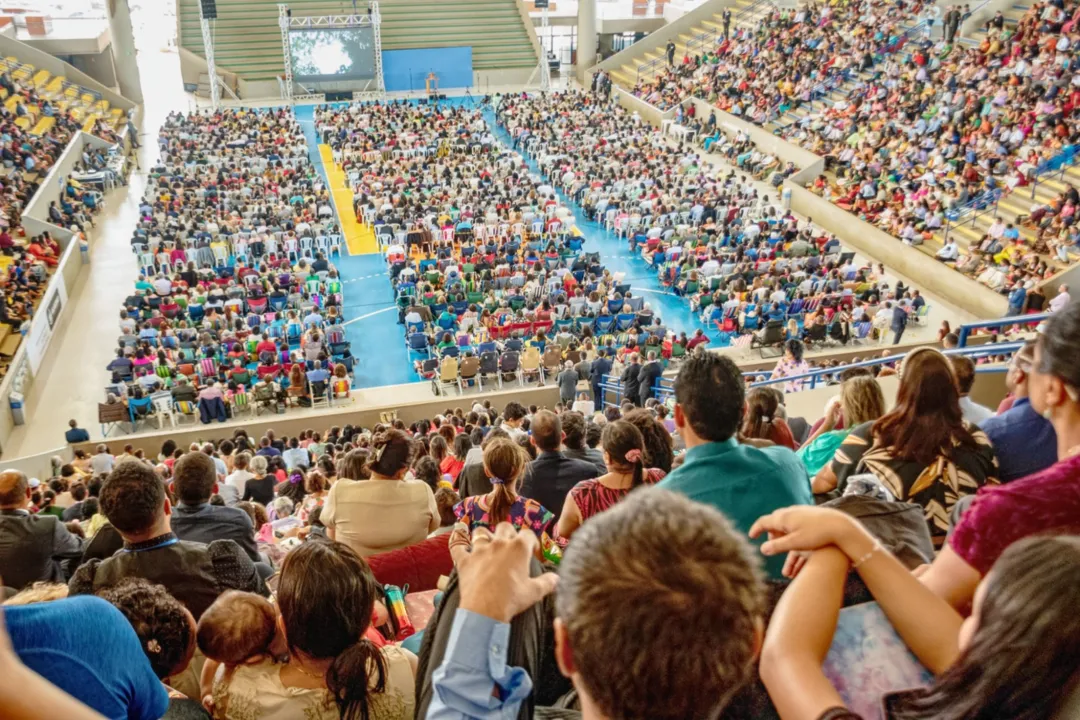 No sábado, haverá o batismo de estudantes da Bíblia habilitados