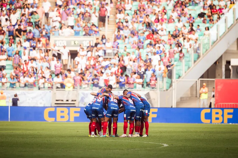 Elenco tricolor antes da partida contra o Cruzeiro, pela 11ª rodada do Brasileirão