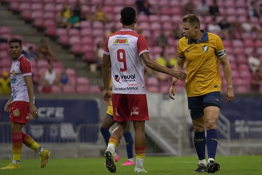 Juazeirense perdeu para o Retrô na Arena Pernambuco