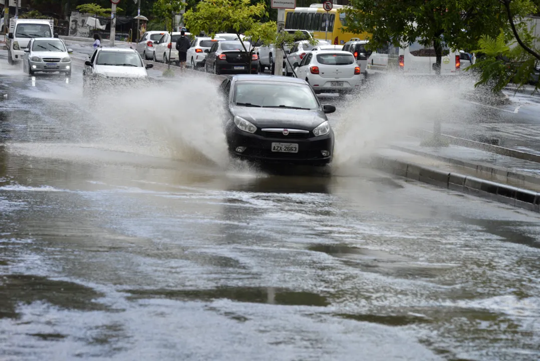 Manhã de chuva em Salvador