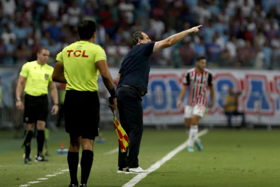 Ceni em duelo contra o São Paulo