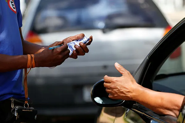 De acordo com o Projeto de Lei, consideram-se estacionamentos ao entorno da Arena Fonte Nova todas as áreas de Zona Azul situadas num raio de 1 quilômetro da Arena