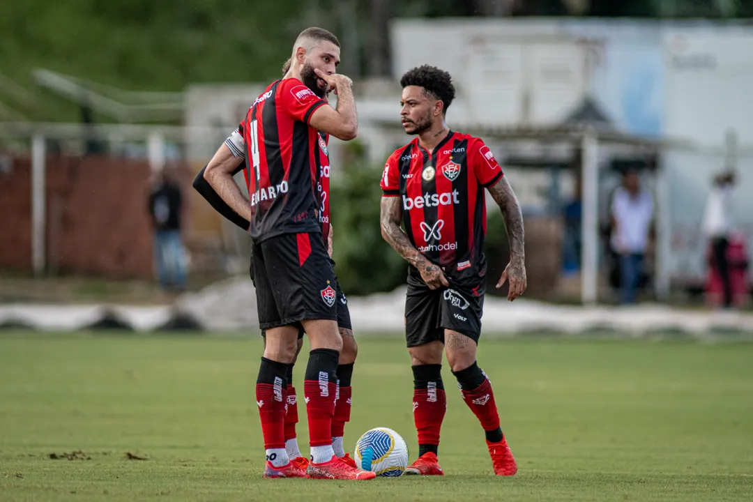 Wagner Leonardo e Matheusinho devem permanecer na equipe titular