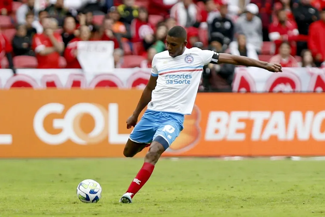 Kanu é titular absoluto na zaga do Bahia