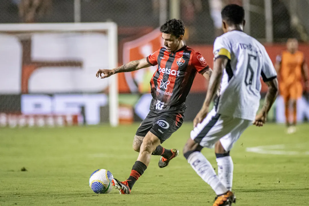 Zeca durante eliminação na Copa do Brasil