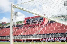 Imagem ilustrativa da imagem Após adiamento do Brasileirão, Vitória reembolsa ingressos; veja como