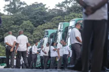 Imagem ilustrativa da imagem Rodoviários iniciam preparação para greve de ônibus em Salvador: "Não vai ter outro jeito"