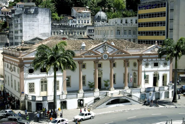 Palácio da Associação Comercial da Bahia (ACB), que abriga mais  de dois séculos  de história