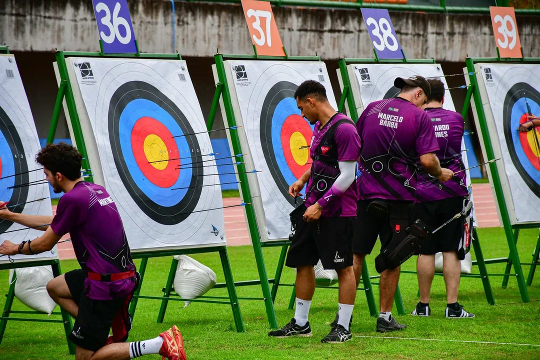 Primeiro dia do 50º Campeonato Brasileiro de Tiro com Arco