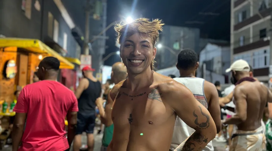 Beni Costelo é artista e esteve na parada do Orgulho LGBT+