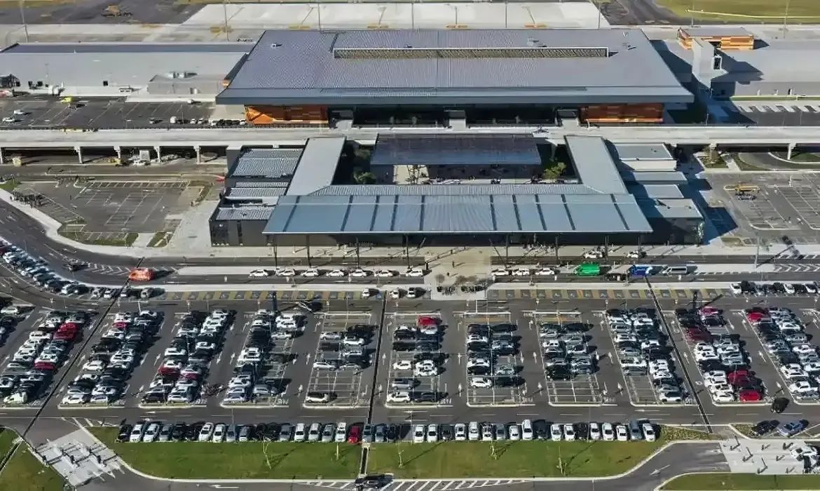 Aeroporto Internacional de Florianópolis