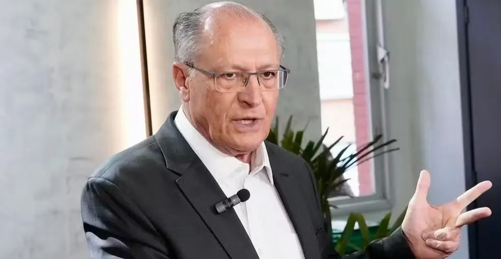 Alckmin faça sobre possível retorno do horário de verão