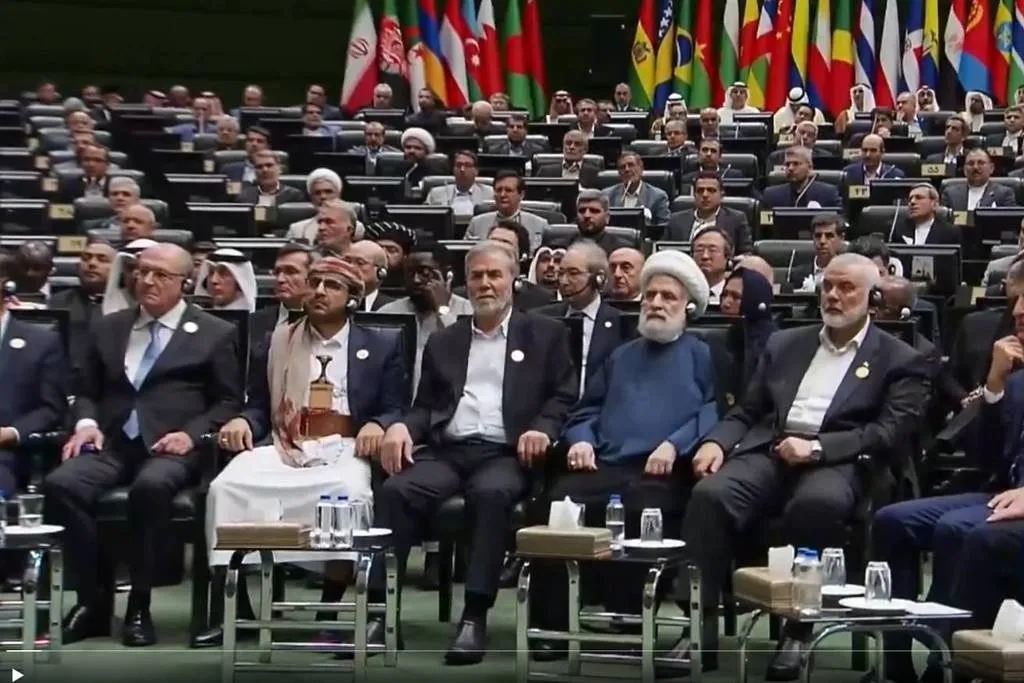 Eles participaram da cerimônia de posse do novo presidente do Irã, Masud Pezeshkian