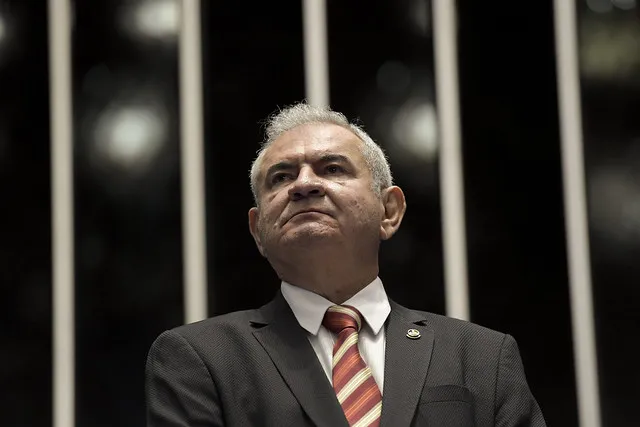 Senador baiano ainda estuda criar projeto de lei sobre tema