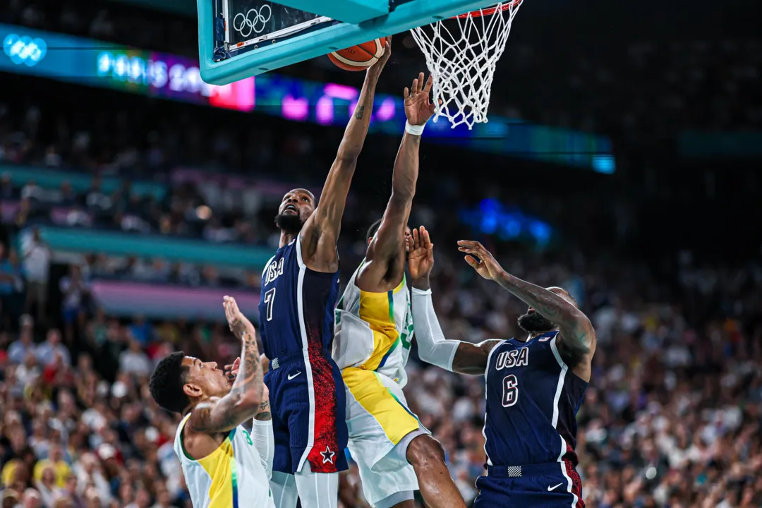 Brasil contra EUA nas quartas de final do basquete