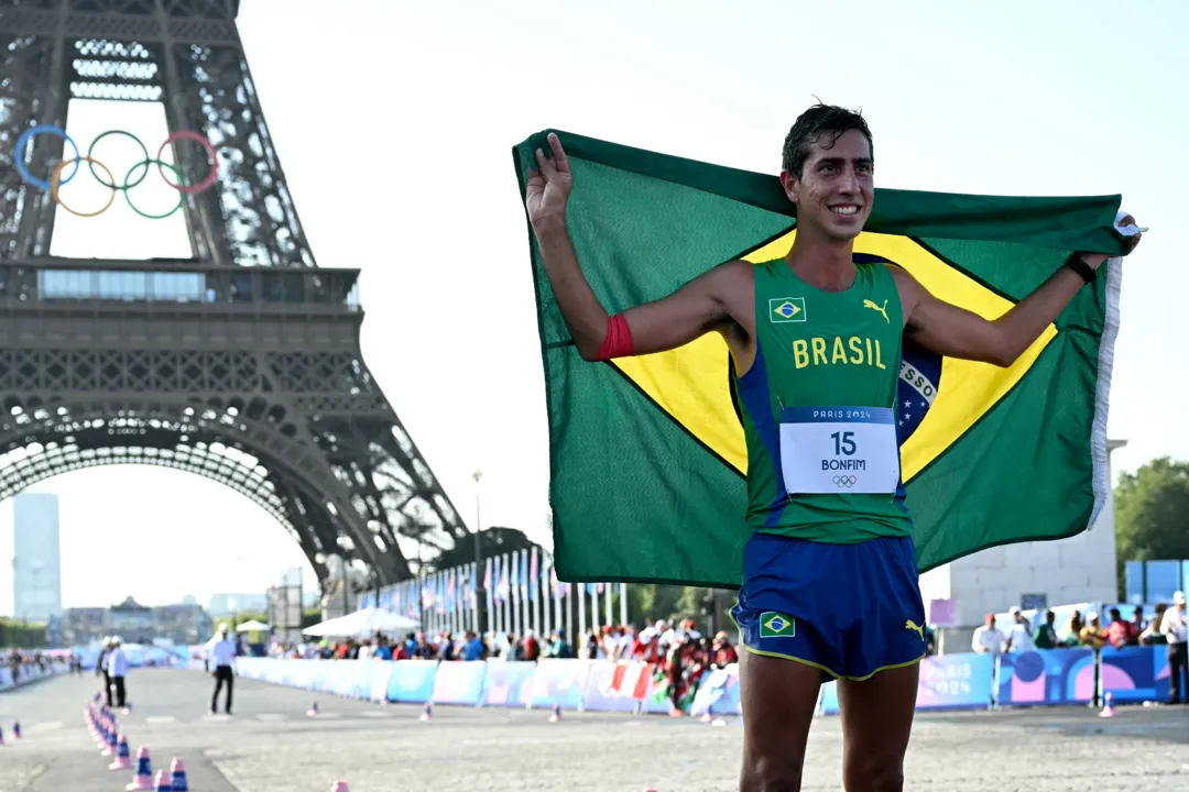 Caio Bonfim ficou em 2º lugar na prova de marcha atlética de 20 km dos Jogos Olímpicos de Paris-2024