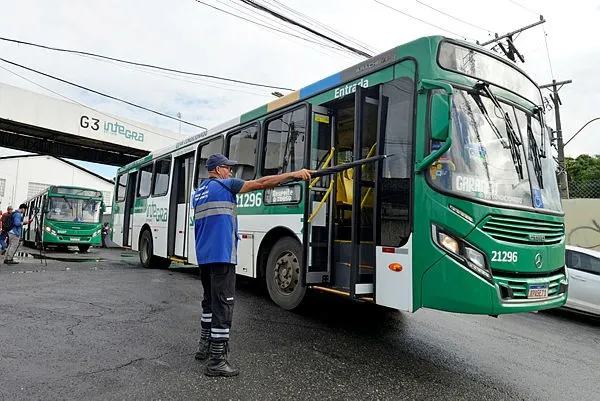 Prepostos da Integra estão monitorando a circulação dos ônibus